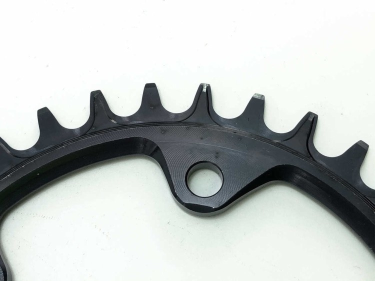 Tarcza-GARBARUK-shimano-M6000-M7000-round-34t-czarna-2.jpg