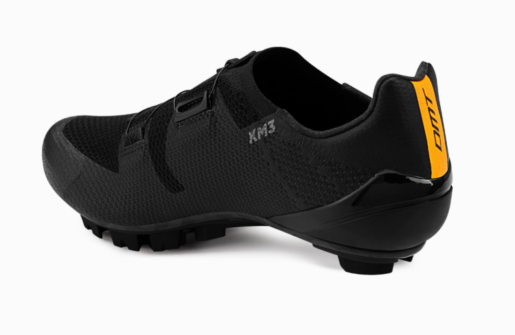 DMT KM3 BLACK-3.PNG
