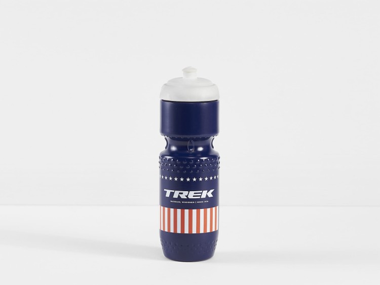 TrekStarsandStripesWaterBottle_3.jpg
