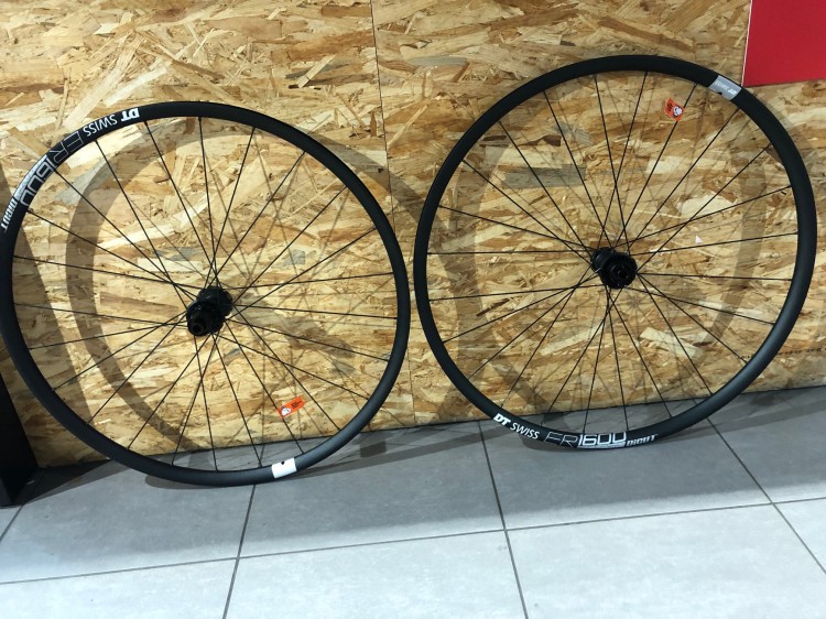 Zestaw kół szosa gravel Dtswiss ER 1600 DISC -21696
