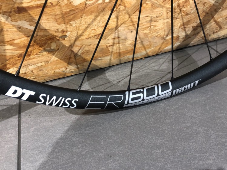 Zestaw kół szosa gravel Dtswiss ER 1600 DISC -21699