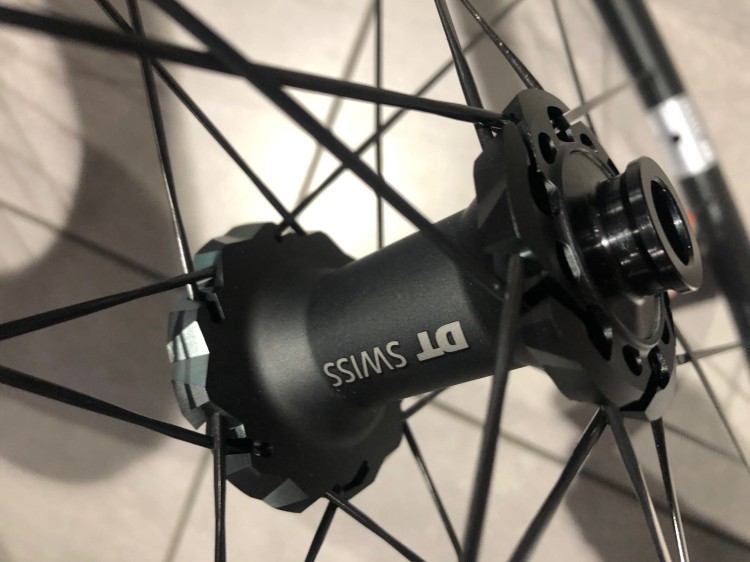Zestaw kół szosa gravel Dtswiss ER 1600 DISC -21719