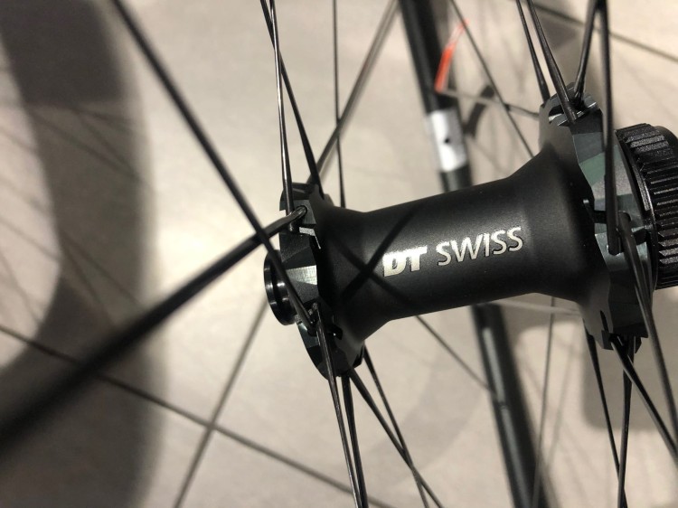 Zestaw kół szosa gravel Dtswiss ER 1600 DISC -21721