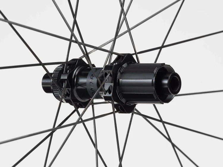 BontragerAeolusPro51TLRDiscRoadWheel_34499_B_Alt2.webp