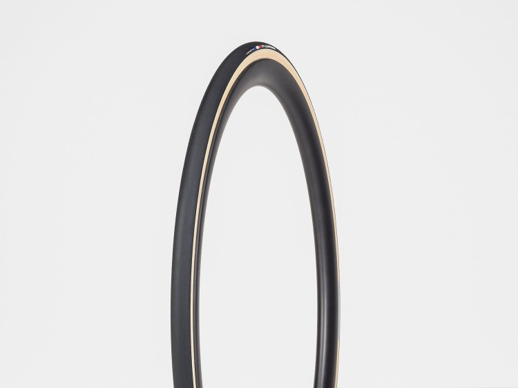 Opona Bontrager R4 Classics Hard-Case Lite 700x25-29167