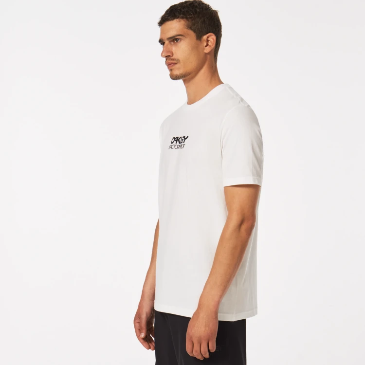 193517098704_everyday-factory-pilot-tee_white_alternate_028.webp