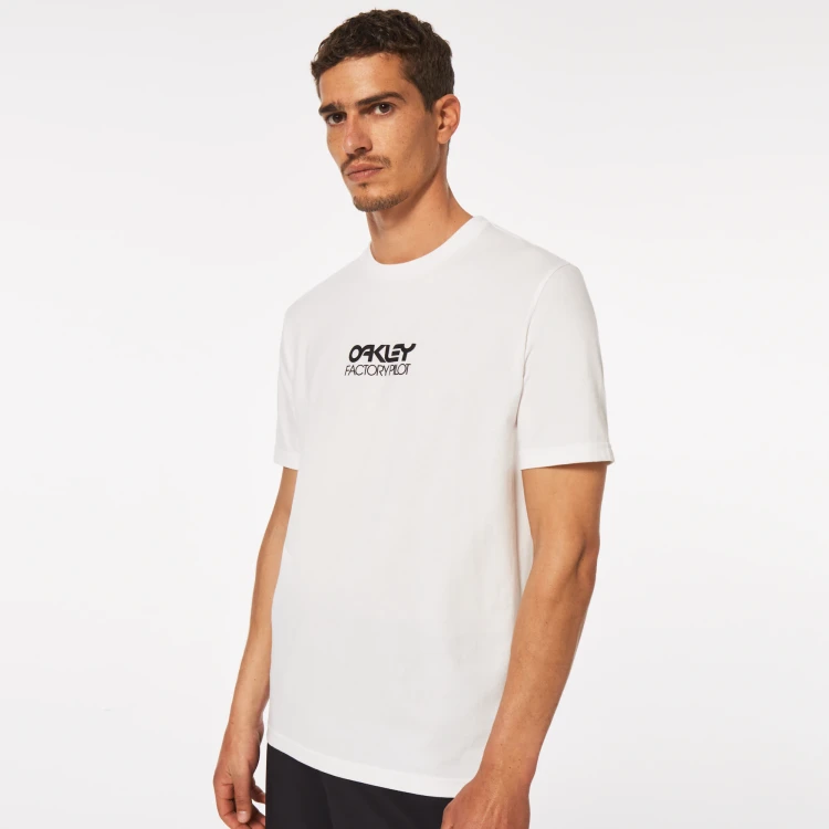 193517098704_everyday-factory-pilot-tee_white_main_001.webp