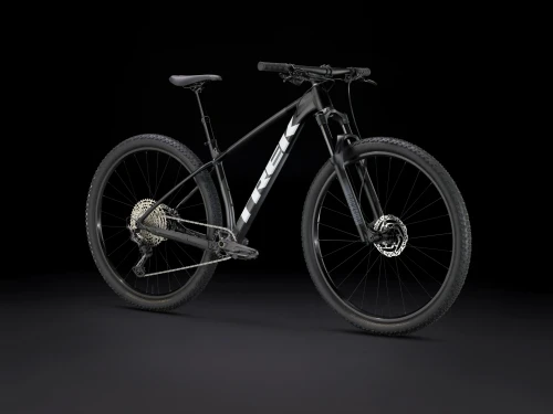 Procaliber6-24-41615-A-Portrait.webp