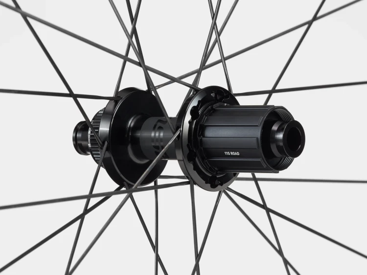 BontragerAeolusRSL62TLRDiscRoadWheel_34501_B_Alt2.webp