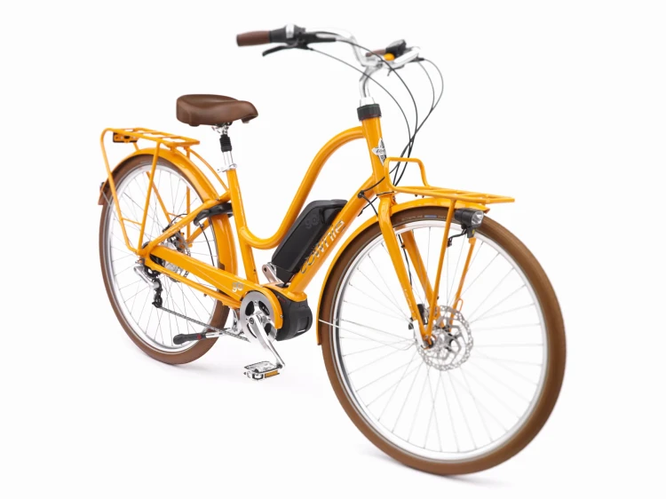 TownieCommuteGo5IStepThru_22_34901_D_Hero.webp
