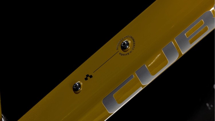 synqup_861211_D_02.jpg