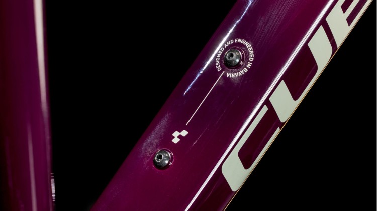 synqup_861111_D_02.jpg