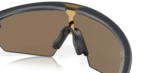 0OO9403__940304__P21__shad__qt7.png