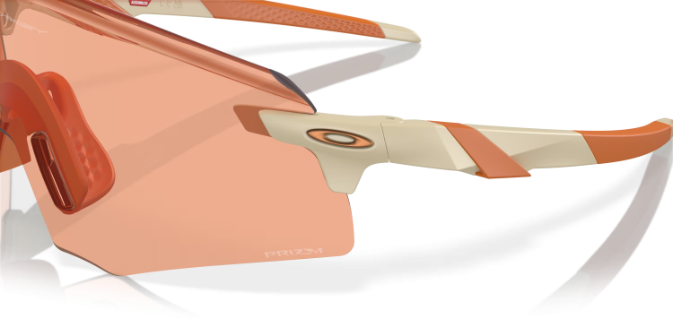 0OO9471__947125__P21__shad__fr5.png