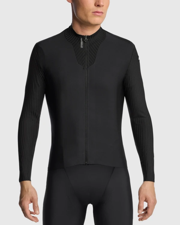 ASSOS_11.24.388.18_31.webp