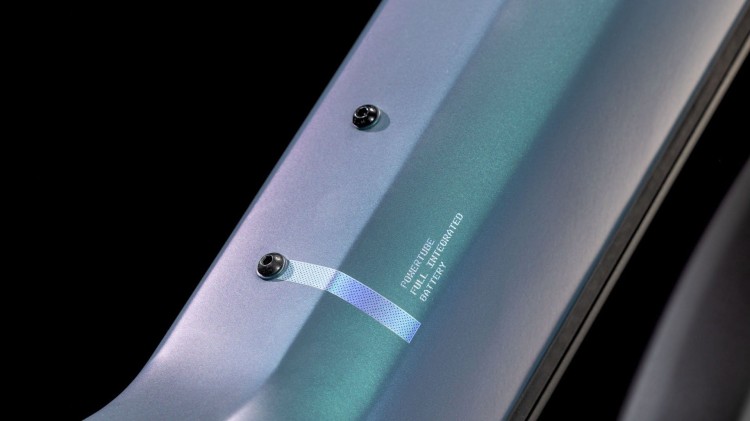 synqup_808352_D_01.jpg