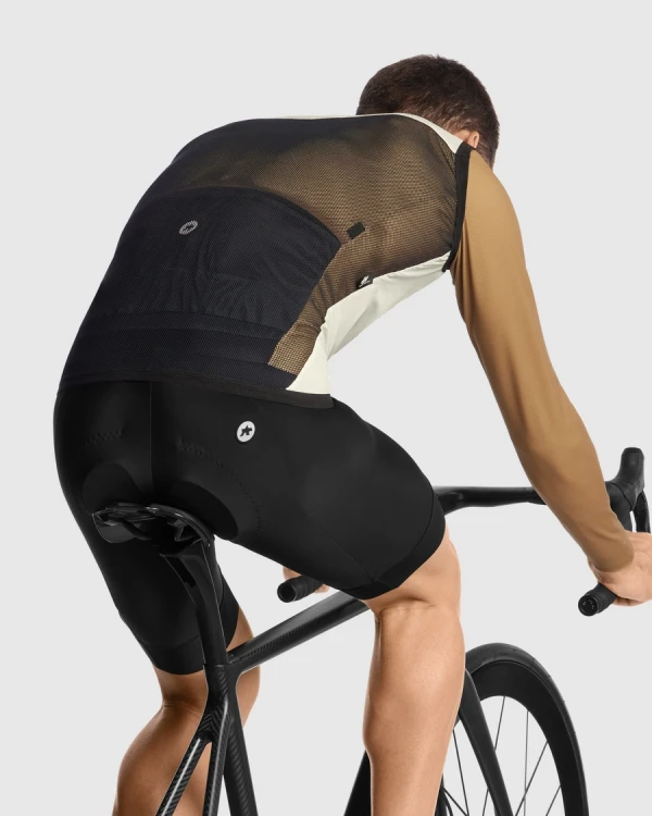 ASSOS_11.34.389.1L_33.webp