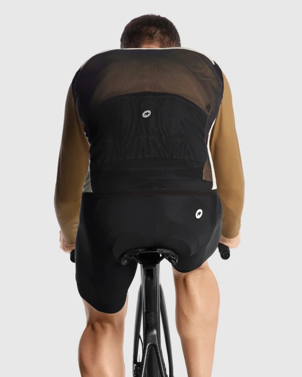 ASSOS_11.34.389.1L_32.webp