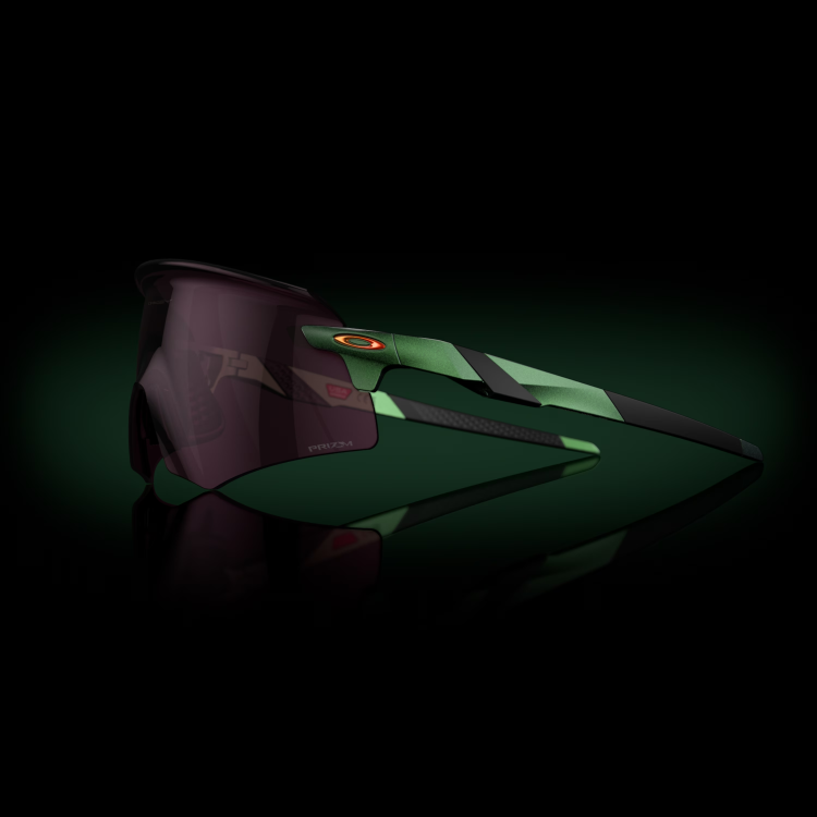 0OO9471__947116__PREMIUM__shad__al3.png