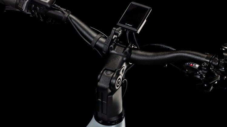 synqup_812400_D_01.jpg