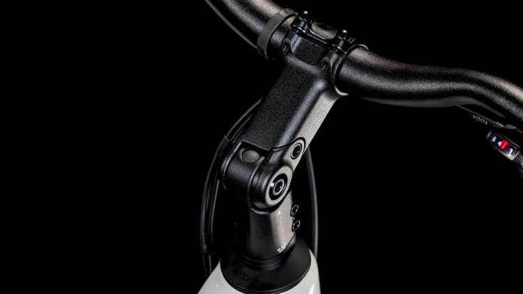 synqup_811132_D_01.jpg