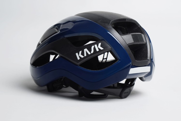 pol_pl_Kask-rowerowy-KASK-ELEMENTO-Niebieski-2043_4.jpg