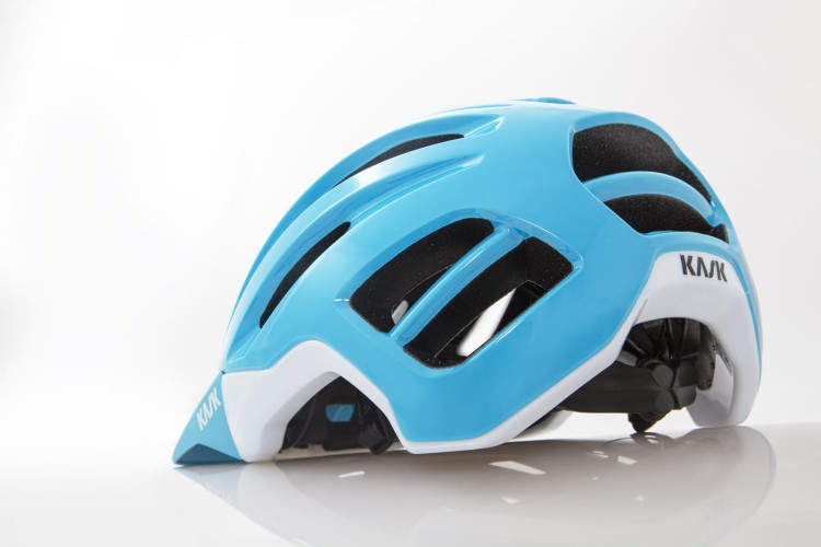 pol_pl_Kask-rowerowy-Kask-Caipi-niebieski-212_6.jpg