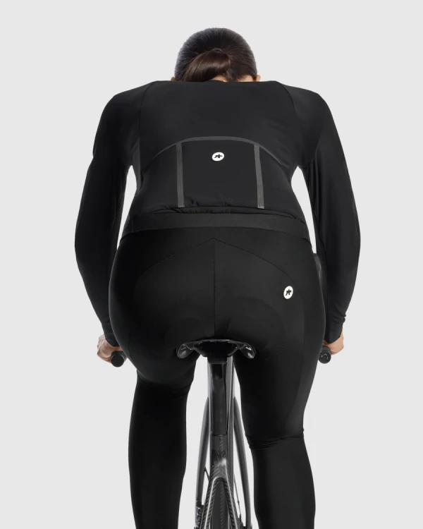 ASSOS_12.30.411.7E_32.webp
