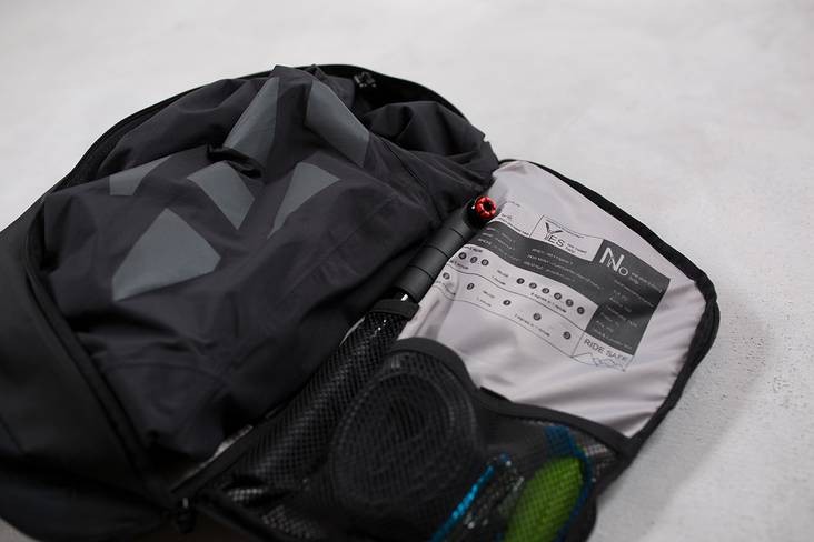 Plecak CUBE pure 4RACE czarny 4L-11322