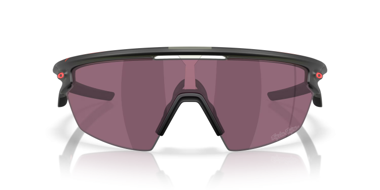 0OO9403__940322__P21__shad__fr.png
