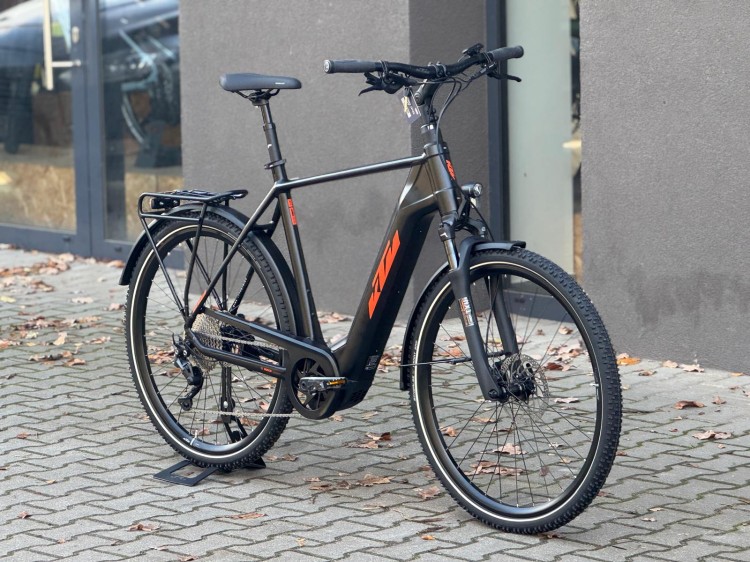 WhatsApp Image 2025-11-05 at 10.57.06 (2).jpeg