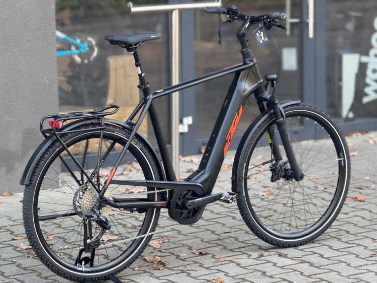 WhatsApp Image 2025-11-05 at 10.57.06.jpeg