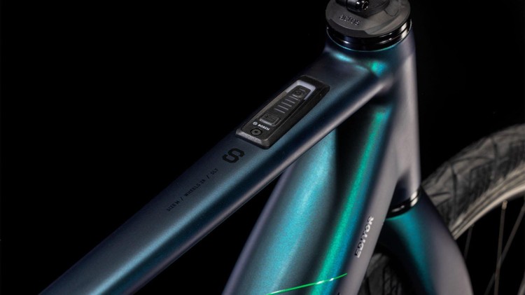 rower-cube-823300-editor-hybrid-slt-400x (1).jpg