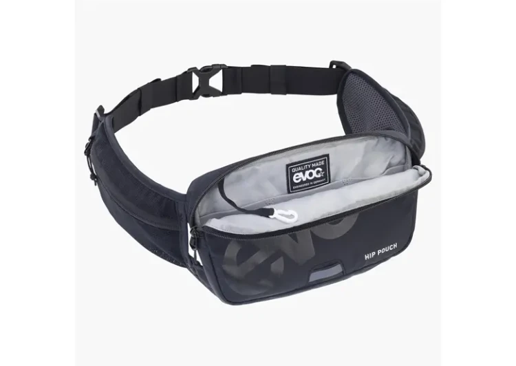 evoc-hip-pouch-1-2-239806-f-sk7-w780-h554_3.webp