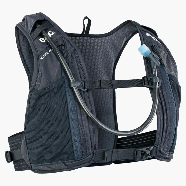 100326100_HYDRO_PRO_3_HYDRATION_BLADDER_1_5_dt00.webp