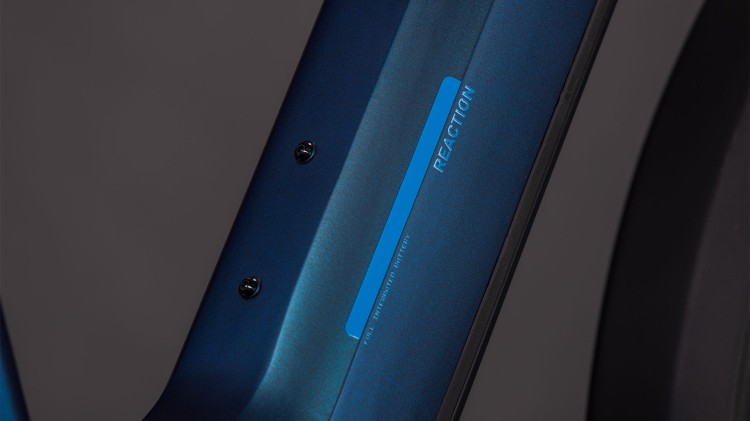 synqup_108332_D_01.jpg