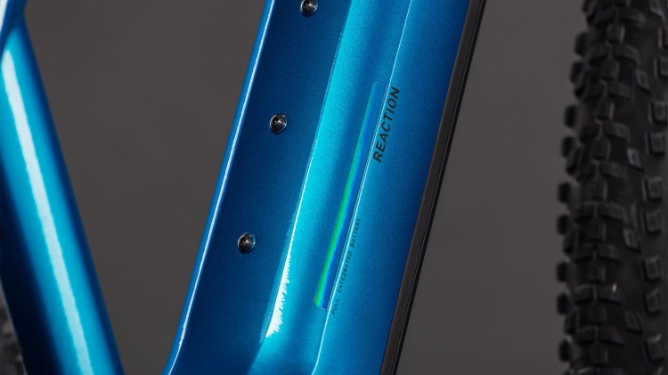 synqup_107120_D_02.jpg