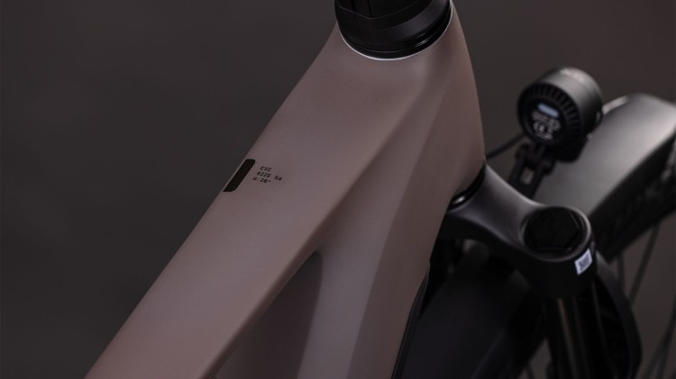 synqup_112500_D_00.jpg