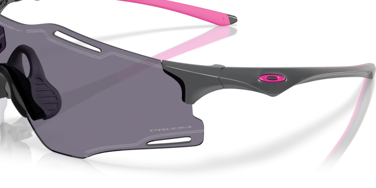 oakley-cybr-zero-oo9512d-05-39-139-polished-carbon (2).jpg