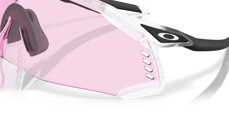 0OO9501__950103__P21__shad__al3.png