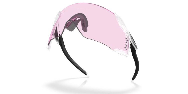 0OO9501__950103__P21__shad__al1.png