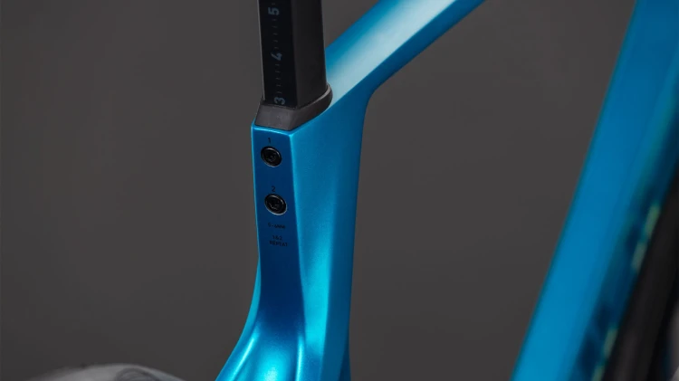synqup_126210_D_01.jpg
