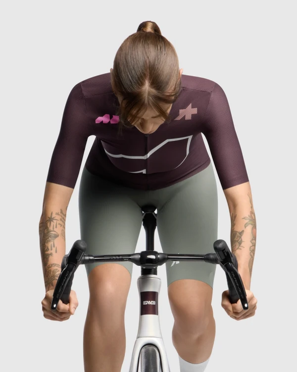 ASSOS_12.20.447.4X_31.webp