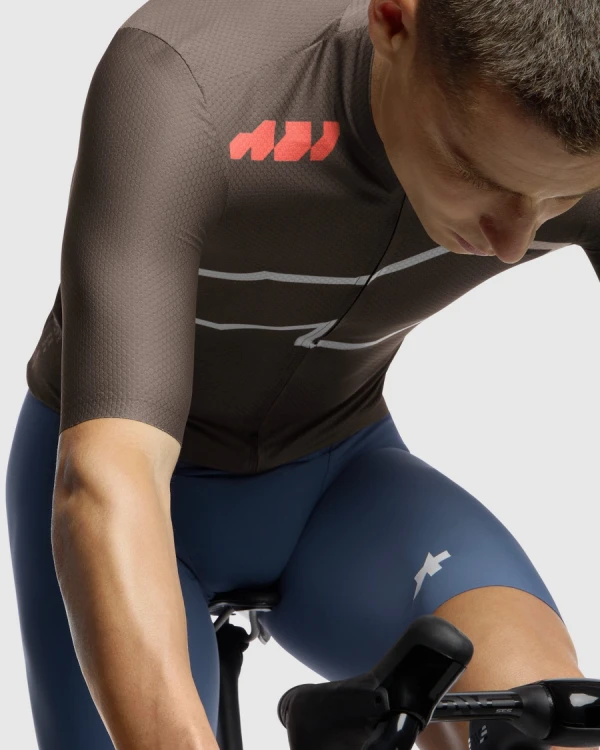 ASSOS_11.20.446.3X_41.webp