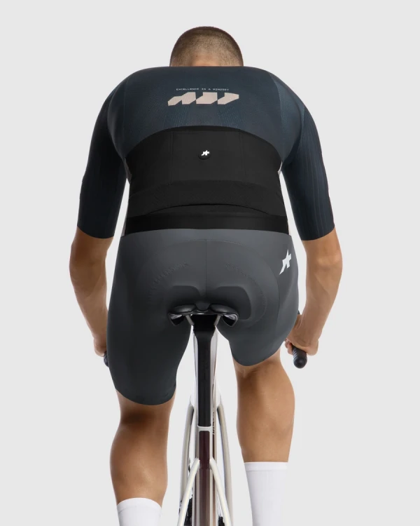 ASSOS_11.20.448.2X_32.webp