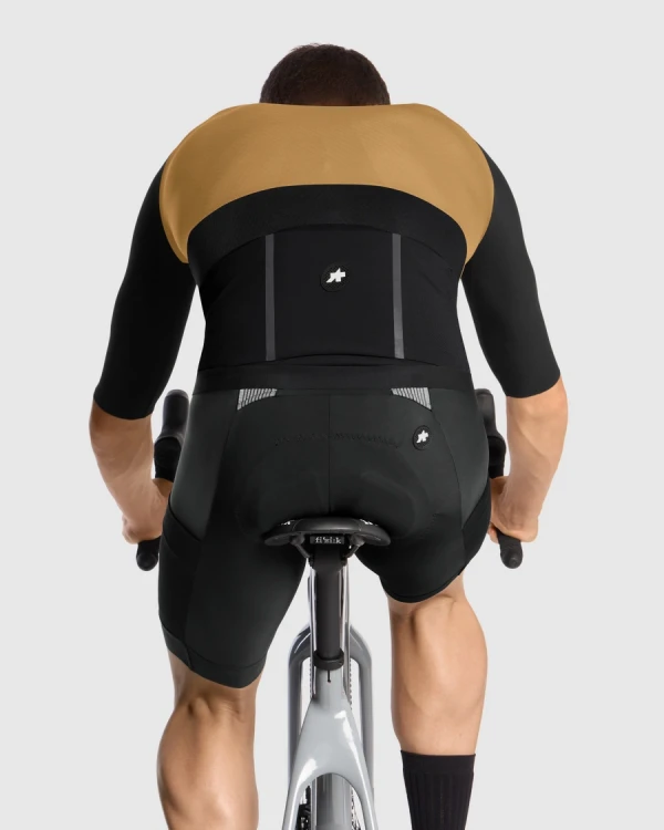 ASSOS_51.20.217.3V_32.webp