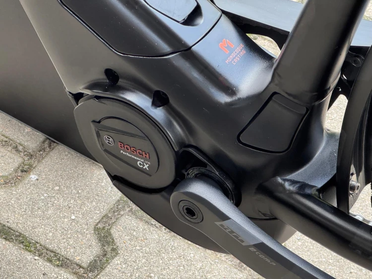 Macina Sport CX750 LTD64