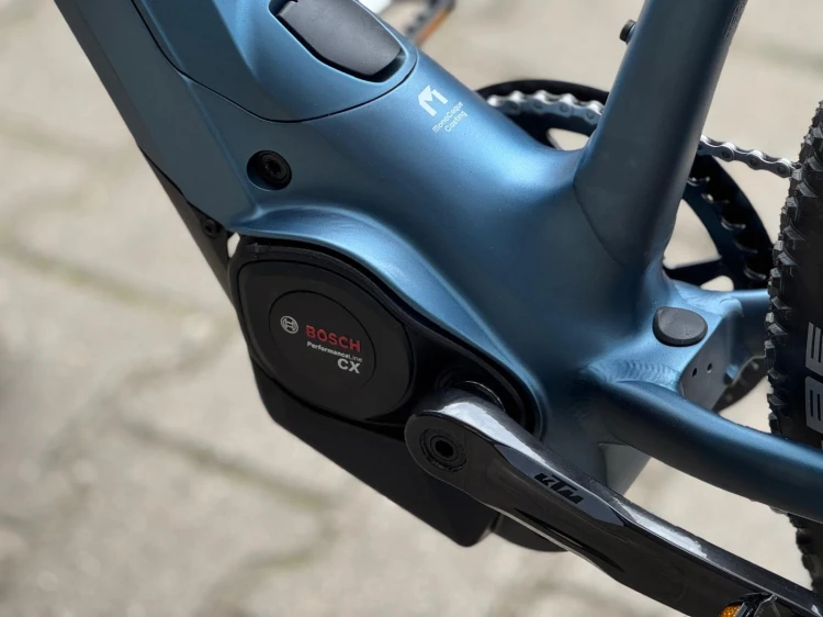 macina_cross_cx_810_h_51__steel_blue_matt__black-silver